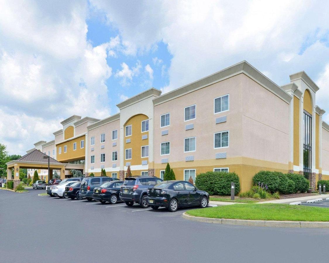 Tinton Falls Inn Exterior foto